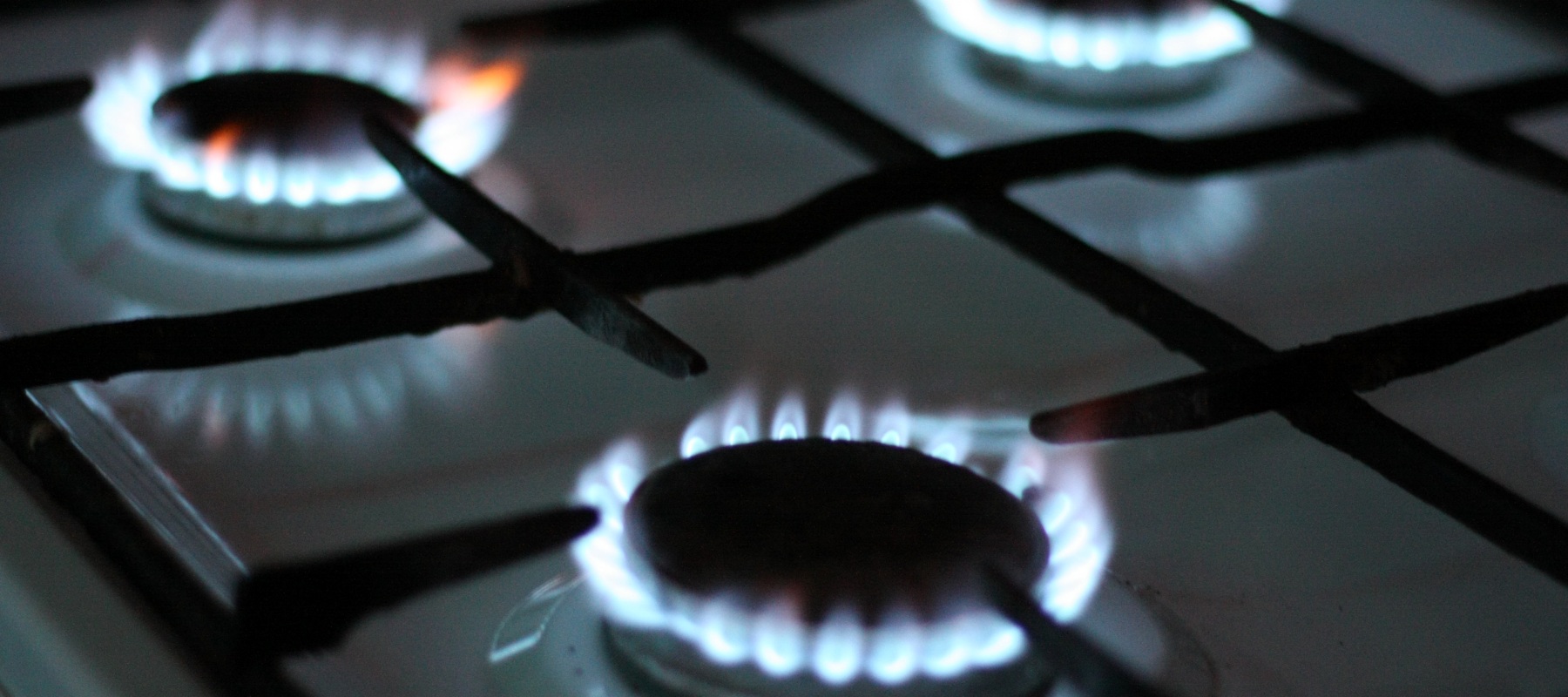 Piano cottura: meglio fornelli a gas o a induzione?